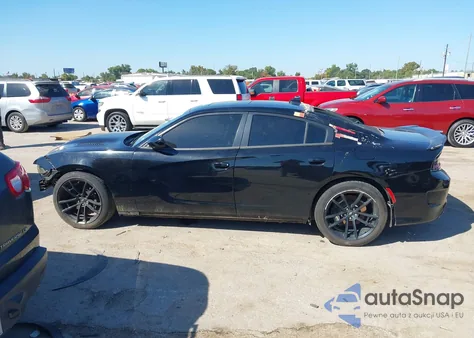 2019 Dodge Charger Scat Pack Rwd z USA, uszkodzony, nr VIN 2C3CDXGJXKH692425